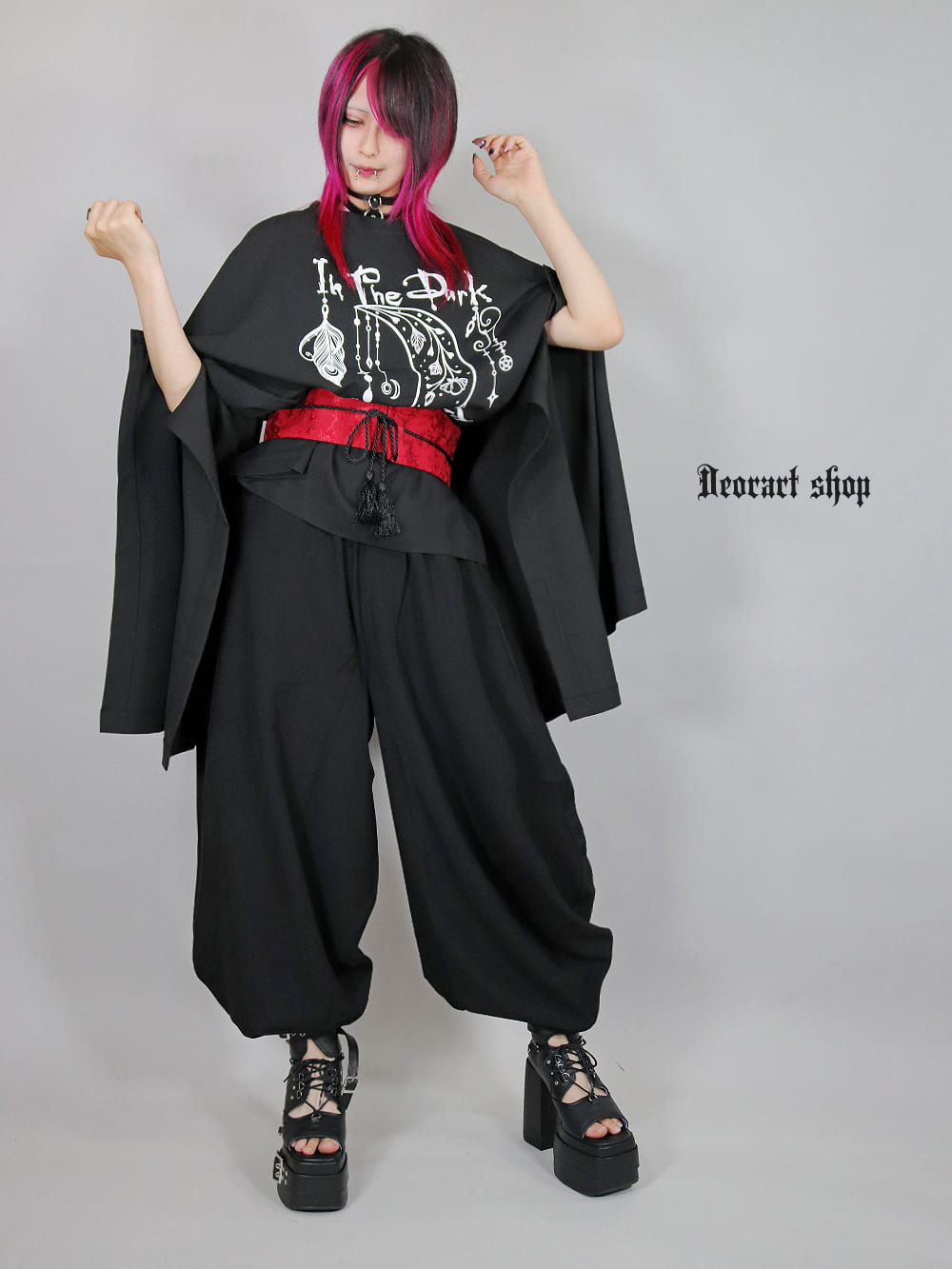 Deorart,ディオラート,通販,地雷系,原宿系,鬱,漢字T,メッセージT,ホラー,ファッション,Tシャツ,オーバーサイズ,BIGサイズ,ゴス,ゴシック,メンズ,レディス,V系,goth,emo,punk,cyber,kanji,japan,fashion,rock,harajyuku,大きいサイズ,モード,服