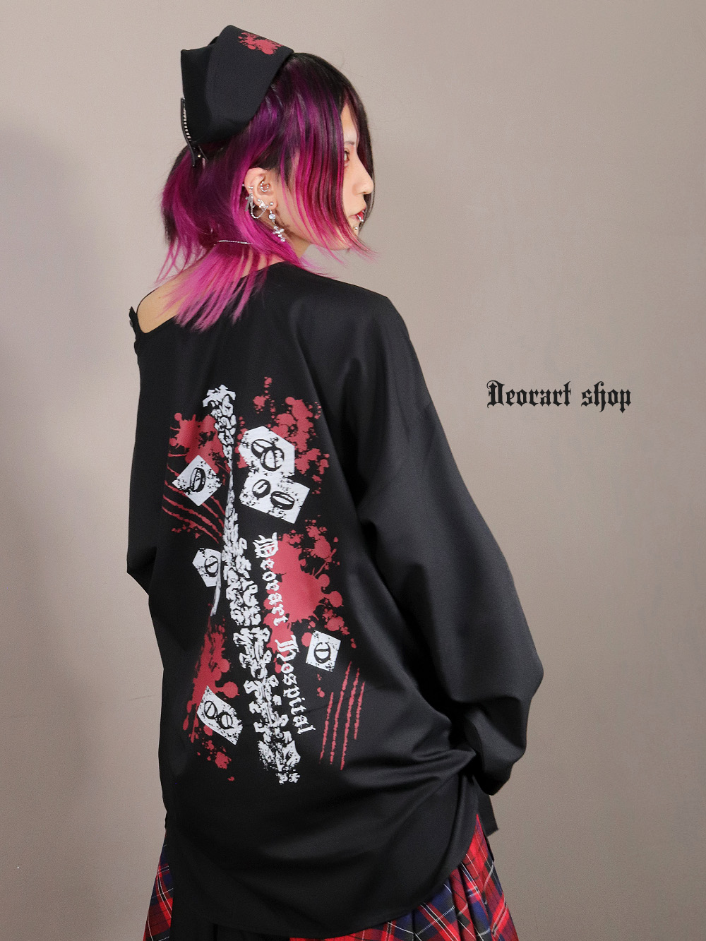 Deorart,ディオラート,病院風コーデ,血まみれ,包帯,ナースコーデ,ドクター,注射器,聴診器,プリント,医者,白衣,マッドサイエンティスト,コスプレ,ゴスロリ,通販,地雷系,ハロウィン,衣装,バンド,コンカフェ,V系,ヴィジュアル系,男,メンズ,レディース,ファッション,mad scientist,emo,fashion