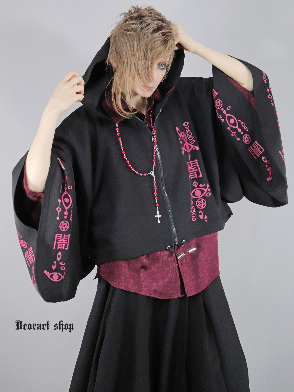 Deorart,ディオラート,地雷系,猫耳,ネコミミ,ケモミミ,パーカー,尻尾,猫柄,サイバー,サイバーパンク,妖怪,和装,ホラー,着物,振袖,闇,漢字,原宿系,ジャージ,V系,emo,punk,rock,harajyuku,メンズ,レディース,オーバーサイズ,大きいサイズ,ゴシック,モード,ファッション,服,通販