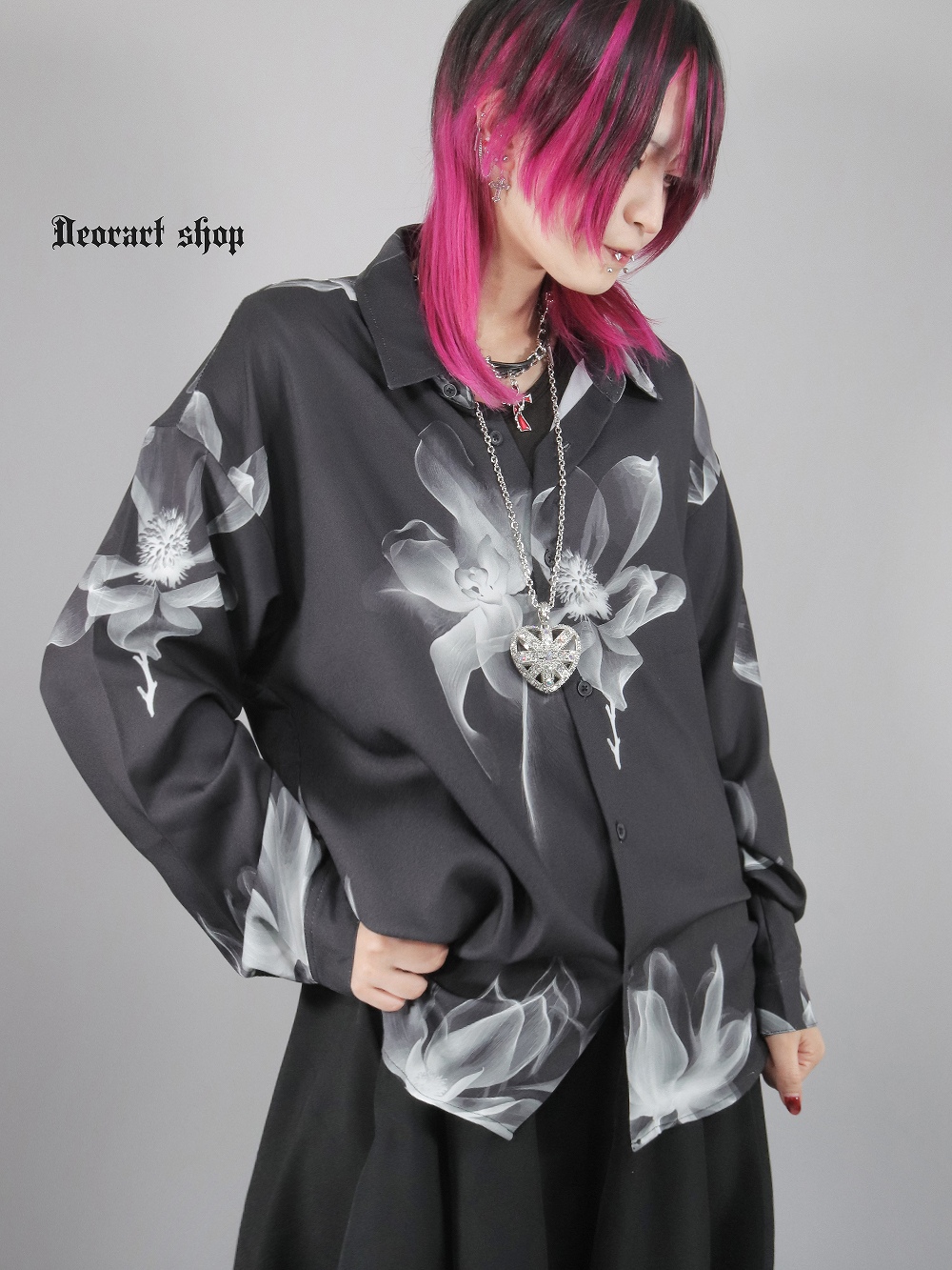 Deorart,ディオラート,V系,ストライプ,ホラー,地雷系,執事風ギャルソン,王子,マント,スカート,パンツ,中世,セットアップ,V系,ヴィジュアル系,コーデ,ホスト,コンカフェ,ライブ,ファッション,ダンス衣装,メンズ,レディス,男装