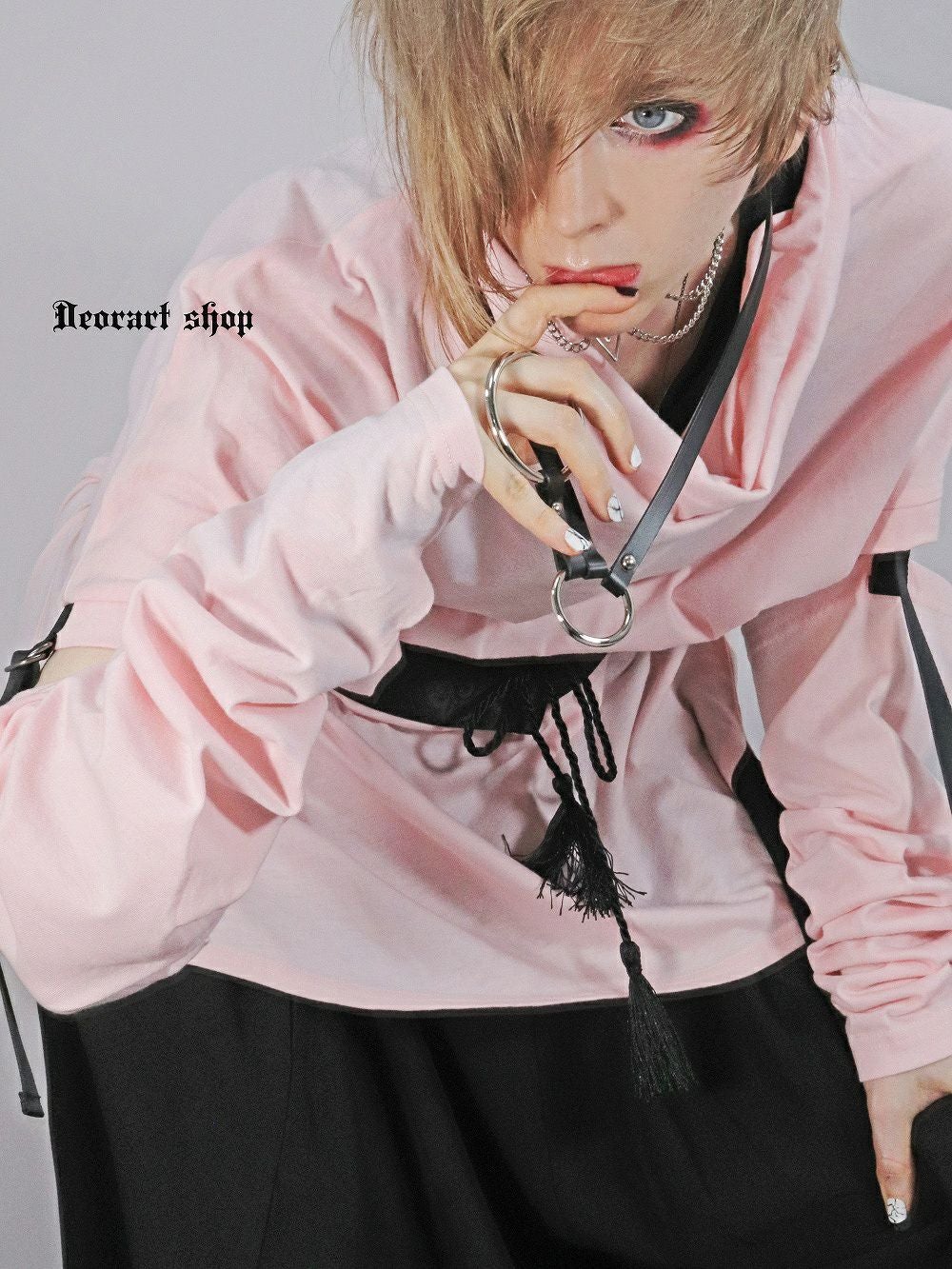 Deorart,ディオラート,ドレープネック,アームカバー,地雷系,袖セパレート,ボンテージ,変形Tシャツ,変型Tシャツ,V系,ヴィジュアル系,30代,40代,50代,ゴスパン