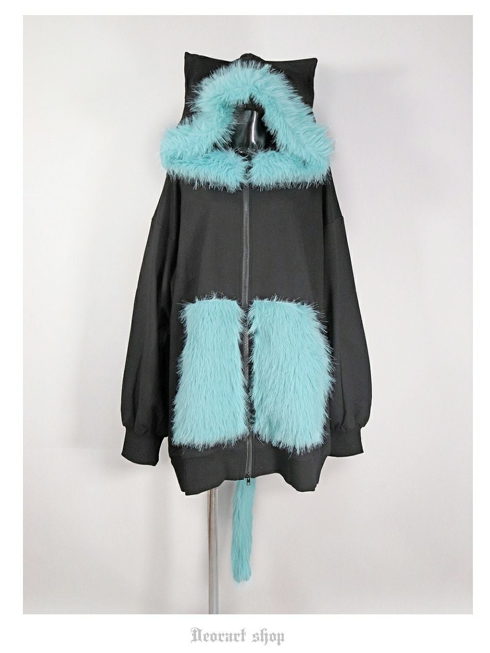 DRT2729 [ネコ耳] オーバーサイズ・ジップパーカー しっぽチャーム付