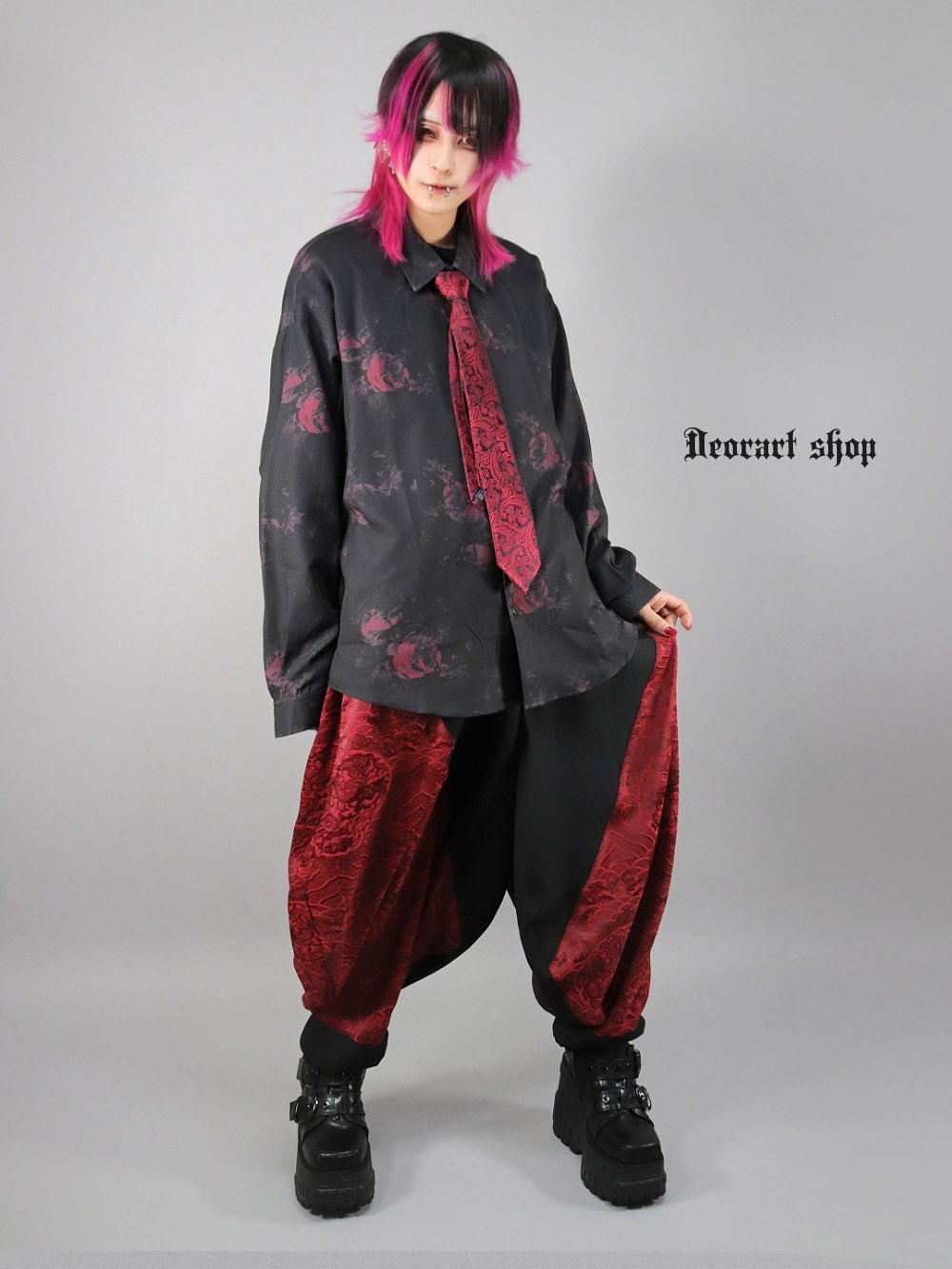 Deorart,ディオラート,総柄シャツ,V系シャツ,パーティ,ドレスアップ,ローズ柄,オーバーサイズ,薔薇,花柄,メンズ,レディス,おしゃれ,カッコイイ,地雷系,ホスト,ライブ衣装,通販