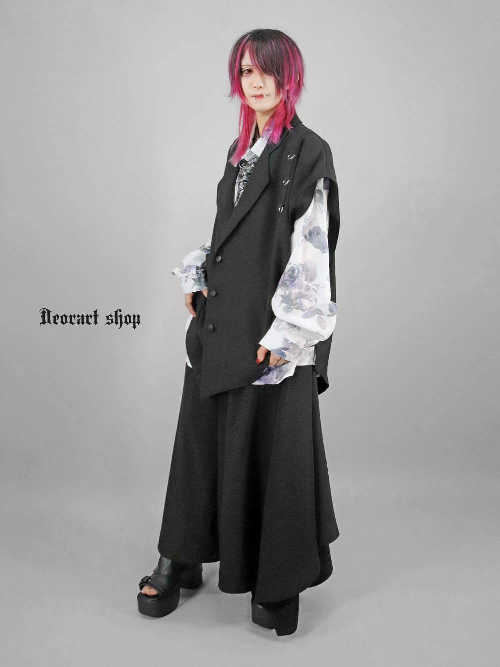 Deorart,ディオラート,総柄シャツ,V系シャツ,パーティ,ドレスアップ,ローズ柄,オーバーサイズ,薔薇,花柄,メンズ,レディス,おしゃれ,カッコイイ,地雷系,ホスト,ライブ衣装,通販