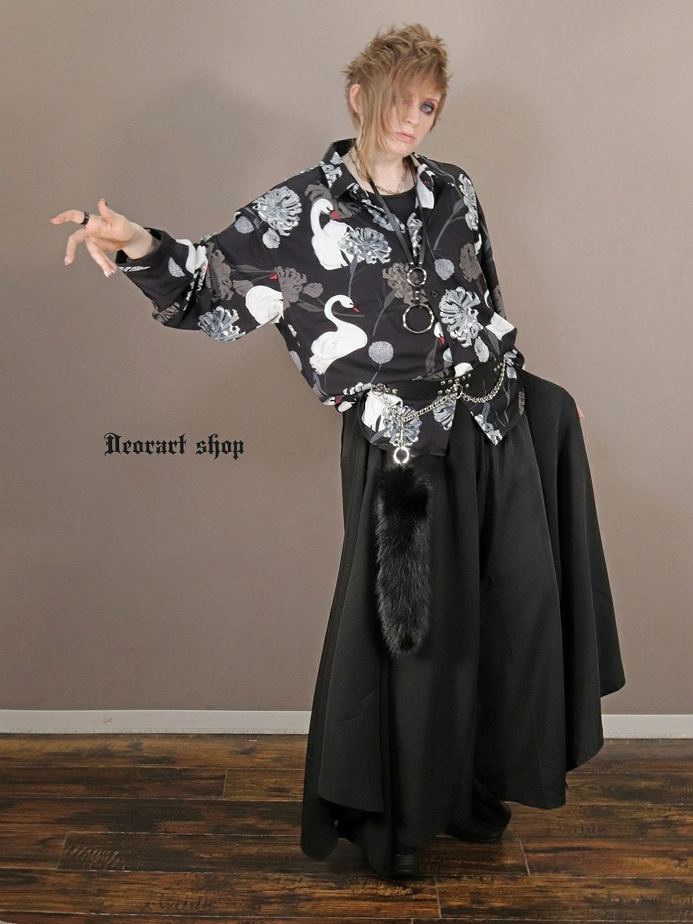 BY7090 ルーズシルエット・ダークカラー スワン柄 総柄 シャツ[swan