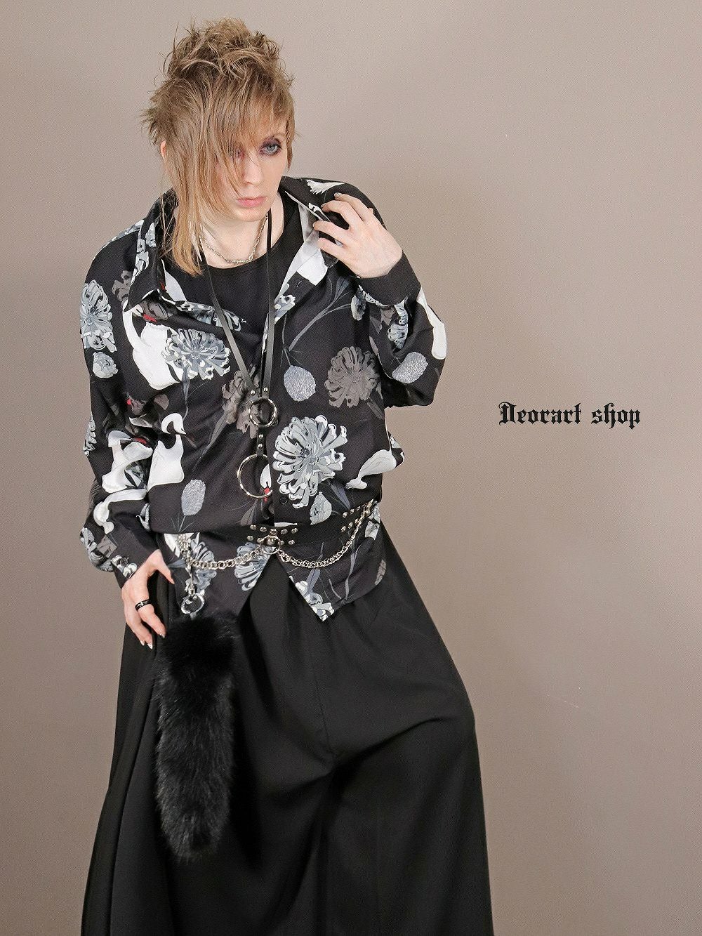 BY7090 ルーズシルエット・ダークカラー スワン柄 総柄 シャツ[swan