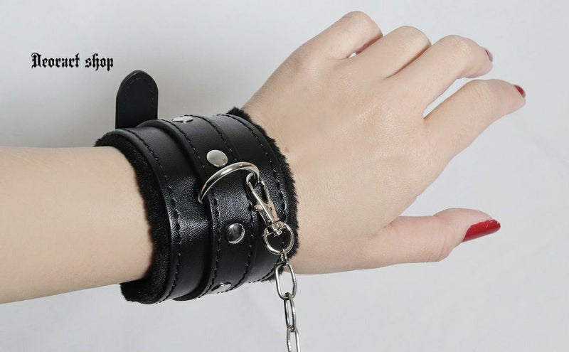Deorart,バンド,V系,ハンドカフ,チョーカー,チェーン付きチョーカー,ホスト,歌舞伎町,コスチューム,ダンス衣装,かっこいい,病みかわいい,コスプレ,コスプレ衣装,