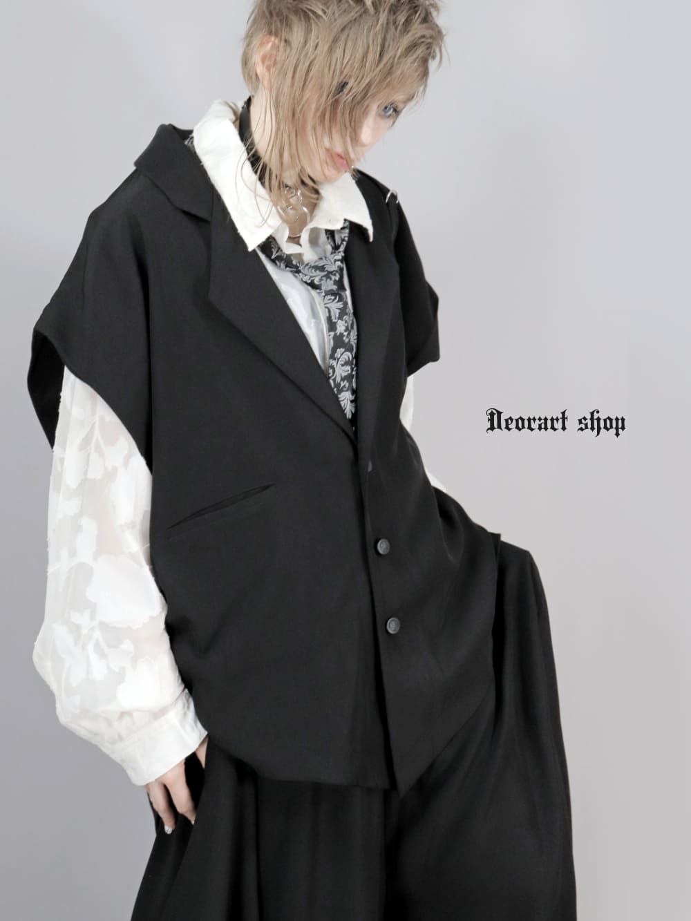 Deorart,ディオラート,V系,地雷系,ゴシック,ジレ,ベスト,セットアップ,V系,ヴィジュアル系,コーデ,ホスト,コンカフェ,ライブ,ファッション,ダンス衣装,メンズ,レディス,男装