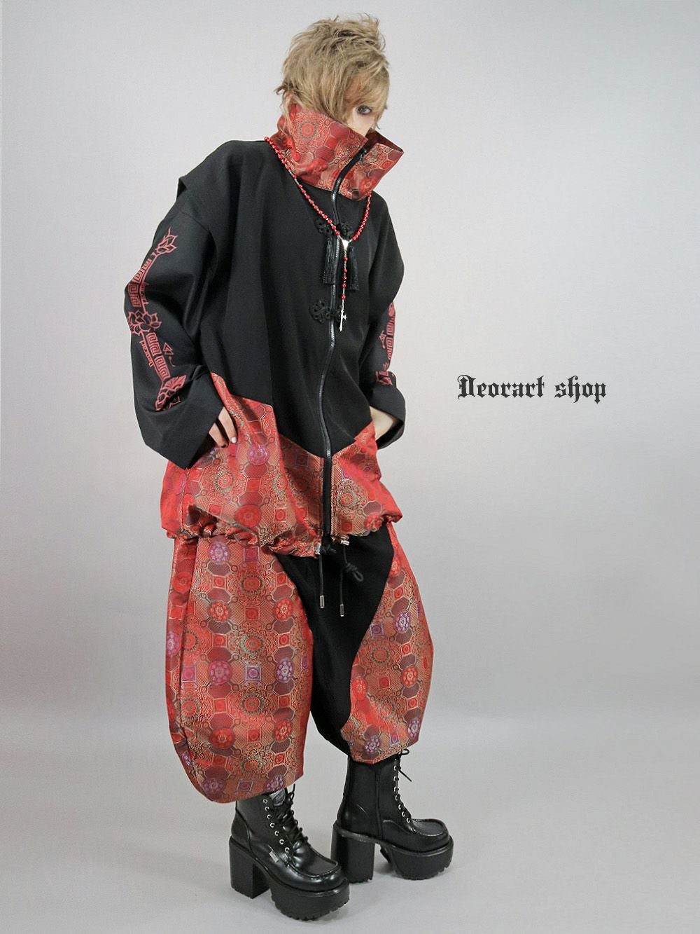 Deorart,ディオラート,V系,地雷系,中華柄,ハイネック,スタンドネック,ベスト,チャイナボタン,新中式,中華マフィア,チャイニーズマフィア,コーデ,ホスト,コンカフェ,ライブ,ファッション,ダンス衣装,メンズ,レディス,男装