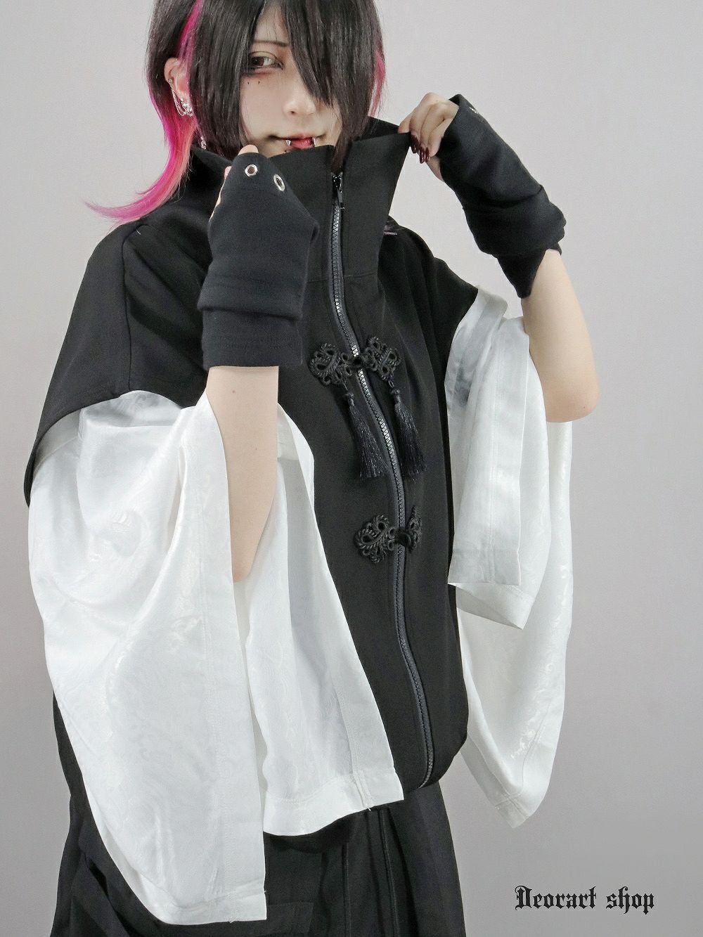 Deorart,ディオラート,V系,地雷系,中華柄,ハイネック,スタンドネック,ベスト,チャイナボタン,新中式,中華マフィア,チャイニーズマフィア,コーデ,ホスト,コンカフェ,ライブ,ファッション,ダンス衣装,メンズ,レディス,男装