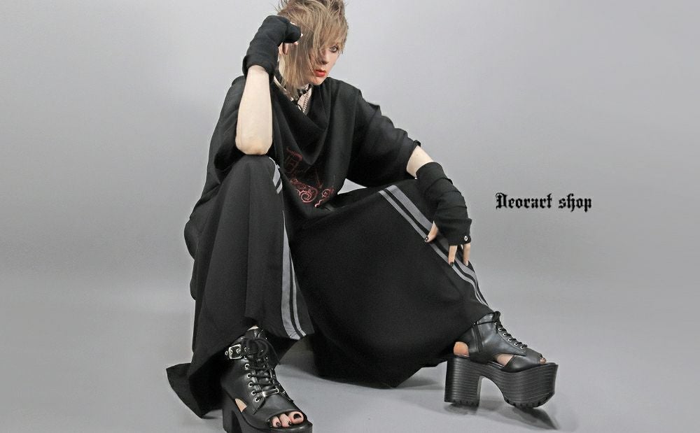 Deorart,ディオラート,地雷系,ジェンダーレス,ユニセックス,スカート,サイバー,原宿系,ジャージ,V系,goth china,,emo,punk,rock,harajyuku,ゴシック,モード,ファッション,服,通販