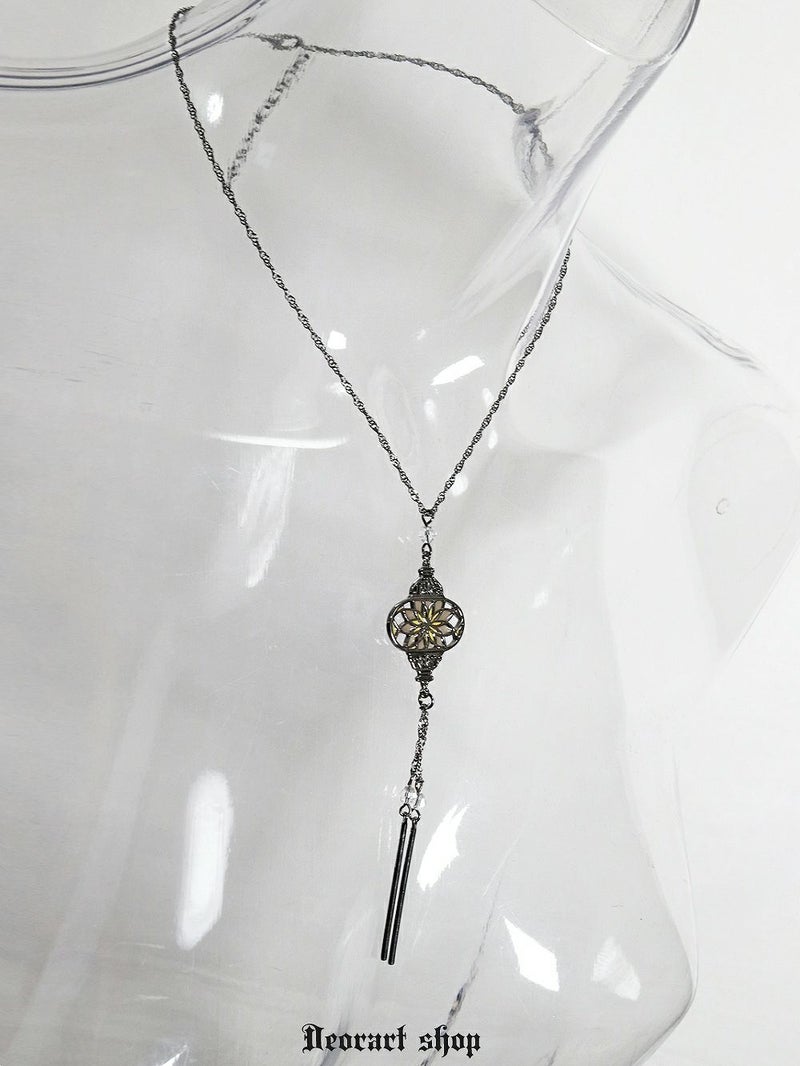 Deorart,ディオラート,ネックレス,アクセサリー,ステンドグラス風,ガラス素材,ランタンモチーフ,ゴシック,アジアン,和風,かわいい,きれい,サブカル系