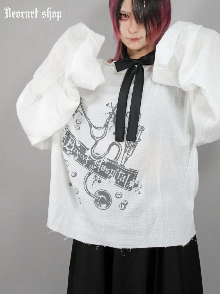 Deorart,ディオラート,病院風コーデ,ナースコーデ,ドクター,注射器,聴診器,プリント,医者,白衣,マッドサイエンティスト,コスプレ,ゴスロリ,通販,地雷系,ハロウィン,衣装,バンド,コンカフェ,V系,ヴィジュアル系,男,メンズ,レディース,ファッション,mad scientist,emo,fashion