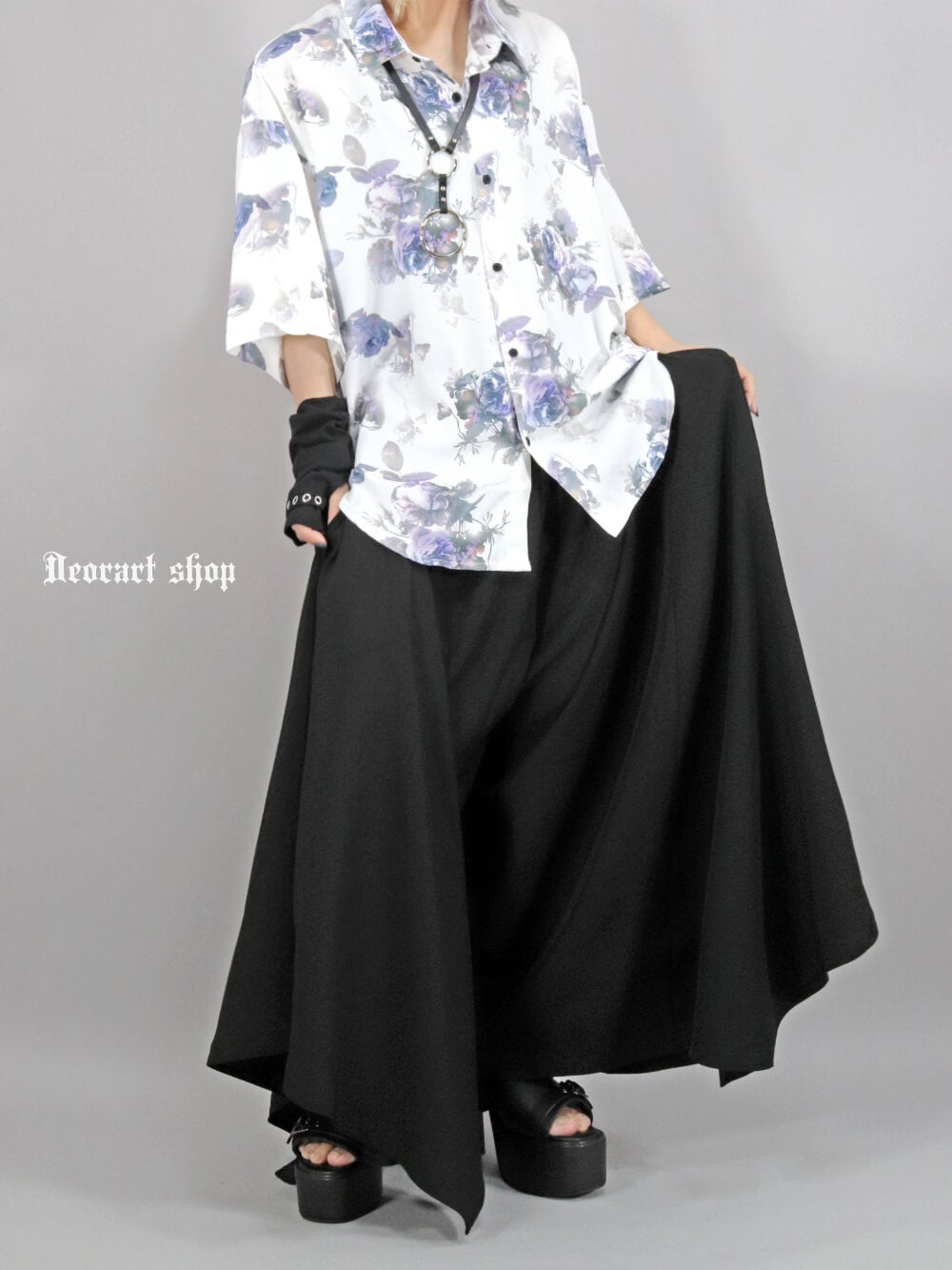 Deorart,ディオラート,総柄シャツ,V系シャツ,パーティ,ドレスアップ,ローズ柄,オーバーサイズ,薔薇,花柄,メンズ,レディス,おしゃれ,カッコイイ,地雷系,ホスト,ライブ衣装,通販