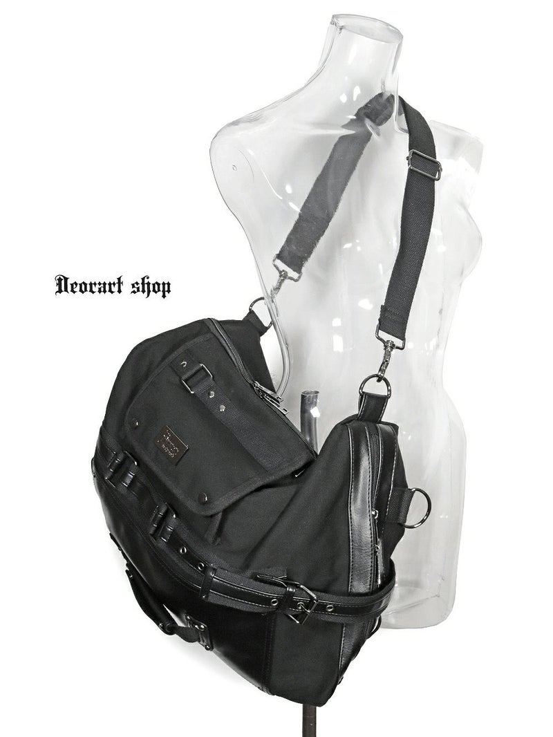 Deorart,ディオラート,バッグ,リュック,BY141,,多機能バッグ,リュック,ショルダーバッグ,V系,ヴィジュアル系,かっこいい,通勤バッグ,通学バッグ,地雷系,ゴスロリ,ゴシック,通販,emo,goth,bag,japan,anime,fashion,shopping