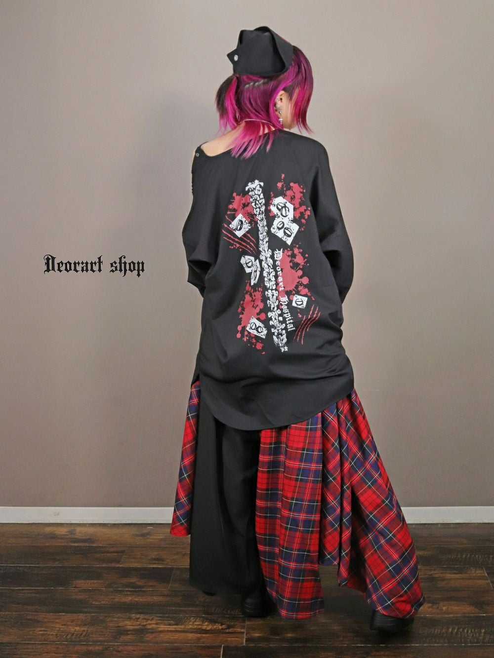 Deorart,ディオラート,ナースキャップ,病院風コーデ,血まみれ,包帯,ナースコーデ,ドクター,注射器,聴診器,プリント,医者,白衣,マッドサイエンティスト,コスプレ,ゴスロリ,通販,地雷系,ハロウィン,衣装,バンド,コンカフェ,V系,ヴィジュアル系,男,メンズ,レディース,ファッション,mad scientist,emo,fashion