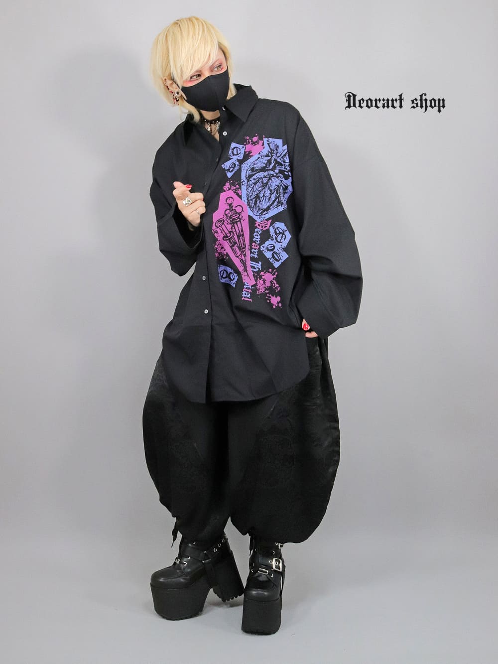 Deorart,ディオラート,病院風コーデ,血まみれ,包帯,ナースコーデ,ドクター,注射器,聴診器,プリント,医者,白衣,マッドサイエンティスト,ホラー,コスプレ,ゴスロリ,通販,地雷系,ハロウィン,衣装,バンド,コンカフェ,V系,ヴィジュアル系,男,メンズ,レディース,ファッション,mad scientist,emo,fashion