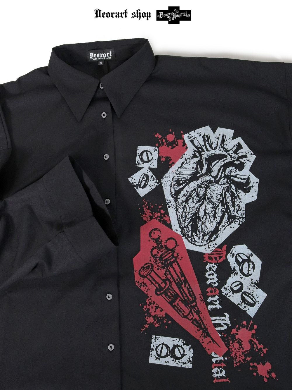 Deorart,ディオラート,病院風コーデ,血まみれ,包帯,ナースコーデ,ドクター,注射器,聴診器,プリント,医者,白衣,マッドサイエンティスト,ホラー,コスプレ,ゴスロリ,通販,地雷系,ハロウィン,衣装,バンド,コンカフェ,V系,ヴィジュアル系,男,メンズ,レディース,ファッション,mad scientist,emo,fashion