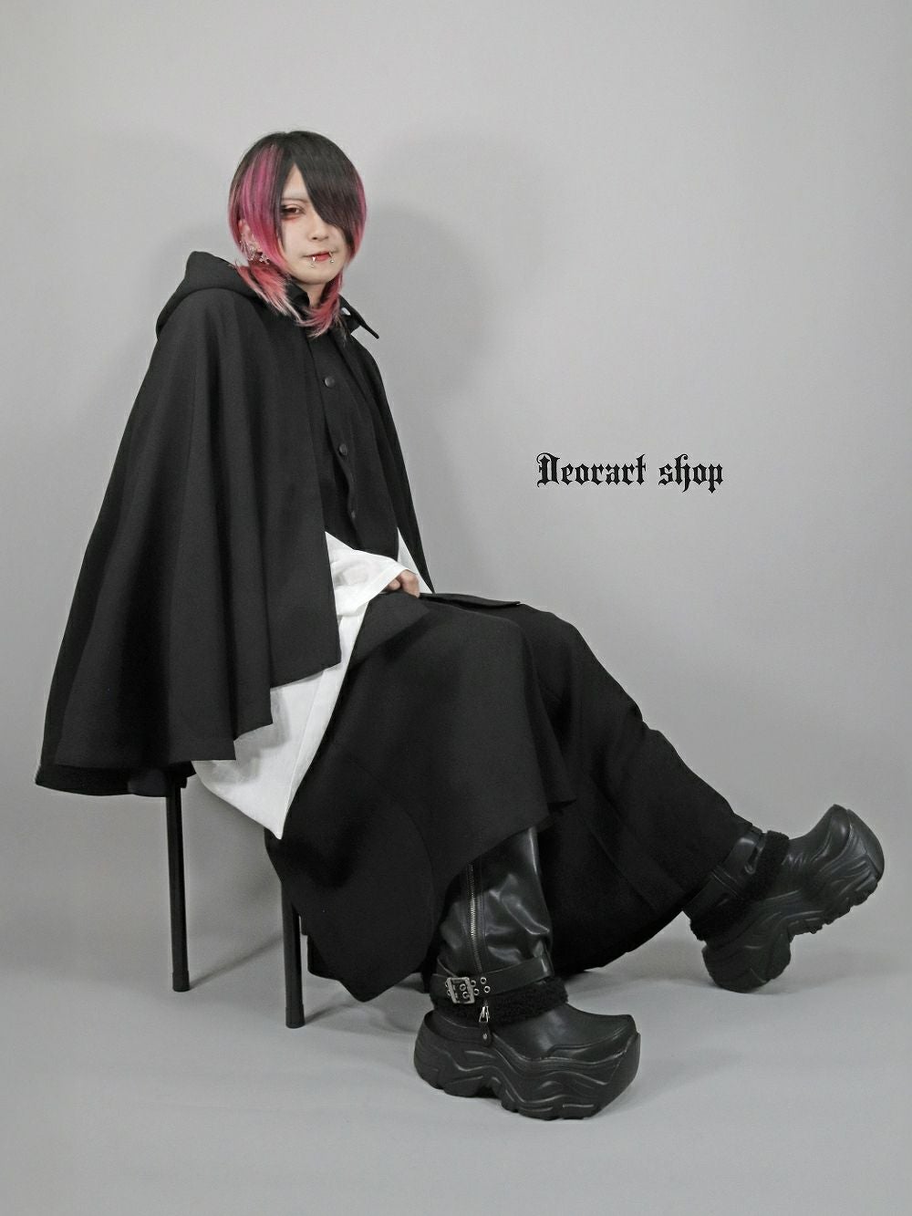 DRT2868 中綿・エクソシスト ケープコート | Deorart shop