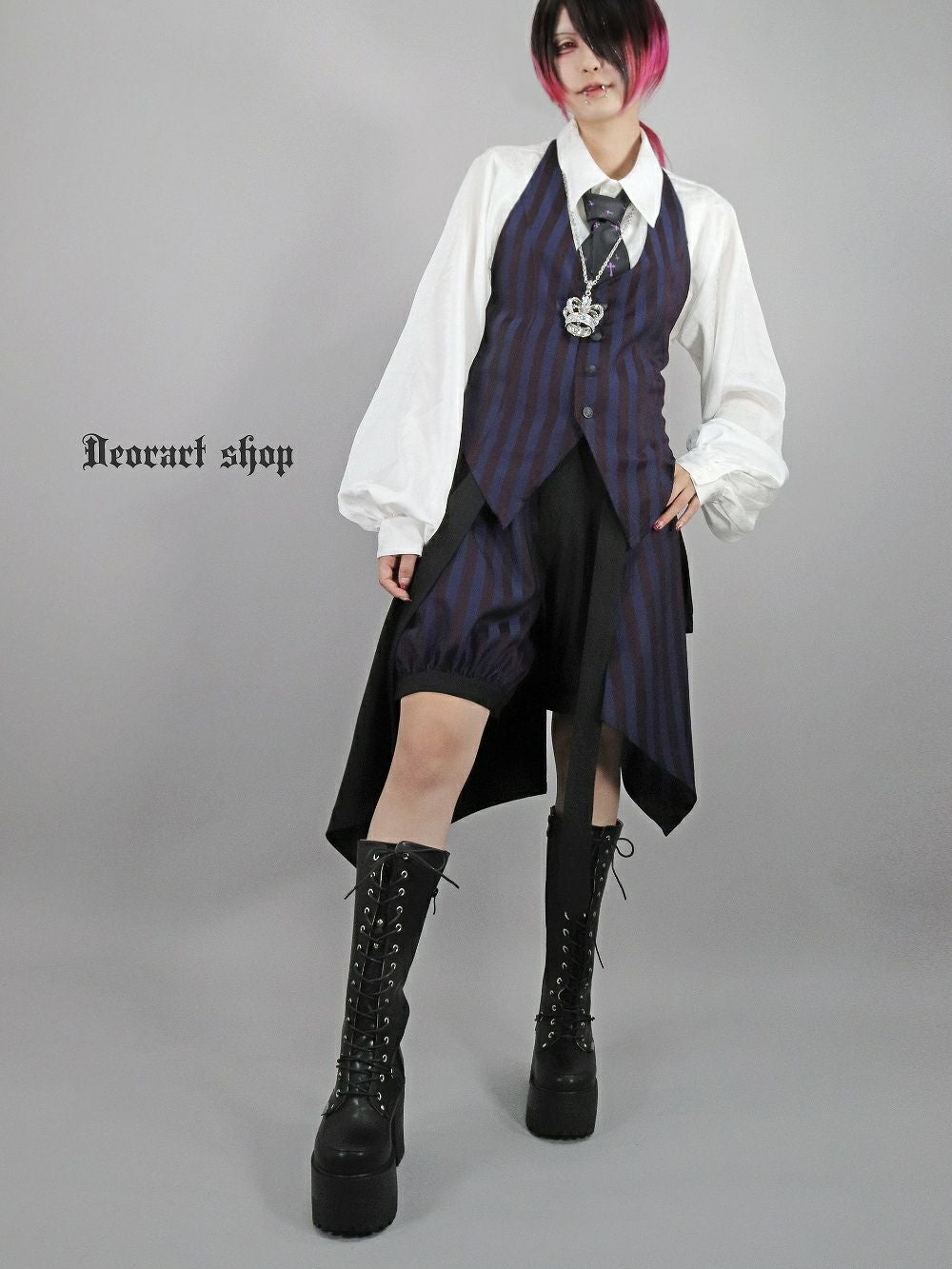 Deorart,ディオラート,V系,ストライプ,ホラー,地雷系,執事風ギャルソン,マント,ベスト,ジレ,中世,王子,セットアップ,V系,ヴィジュアル系,コーデ,ホスト,コンカフェ,ライブ,ファッション,ダンス衣装,メンズ,レディス,男装
