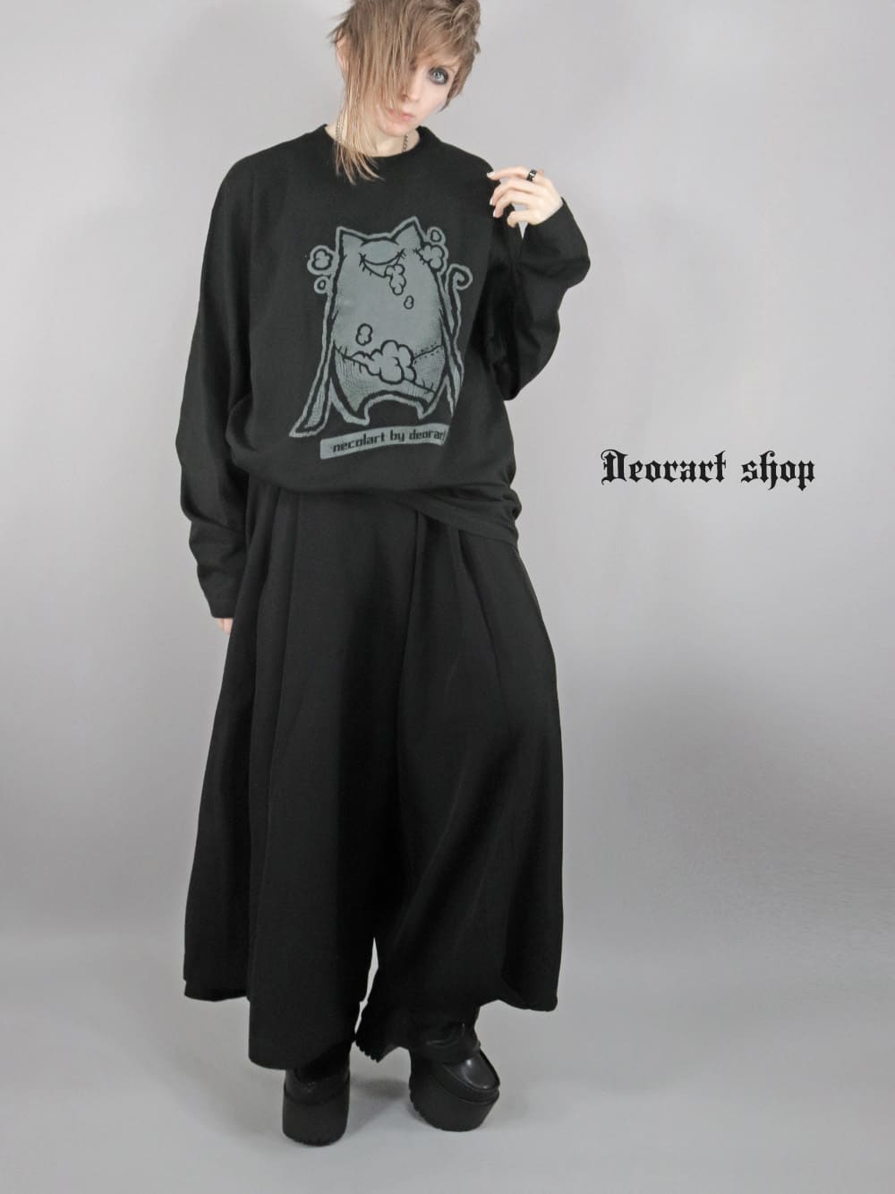 Deorart,ディオラート,necola,necolart,ネコラ,ネコラート,病みかわ,キャラクター,地雷,猫,プリント,イラスト,メンズ,レディス,ビッグT,大きいサイズ,オーバーサイズ,Tシャツ,ロンT,通販,ブランド