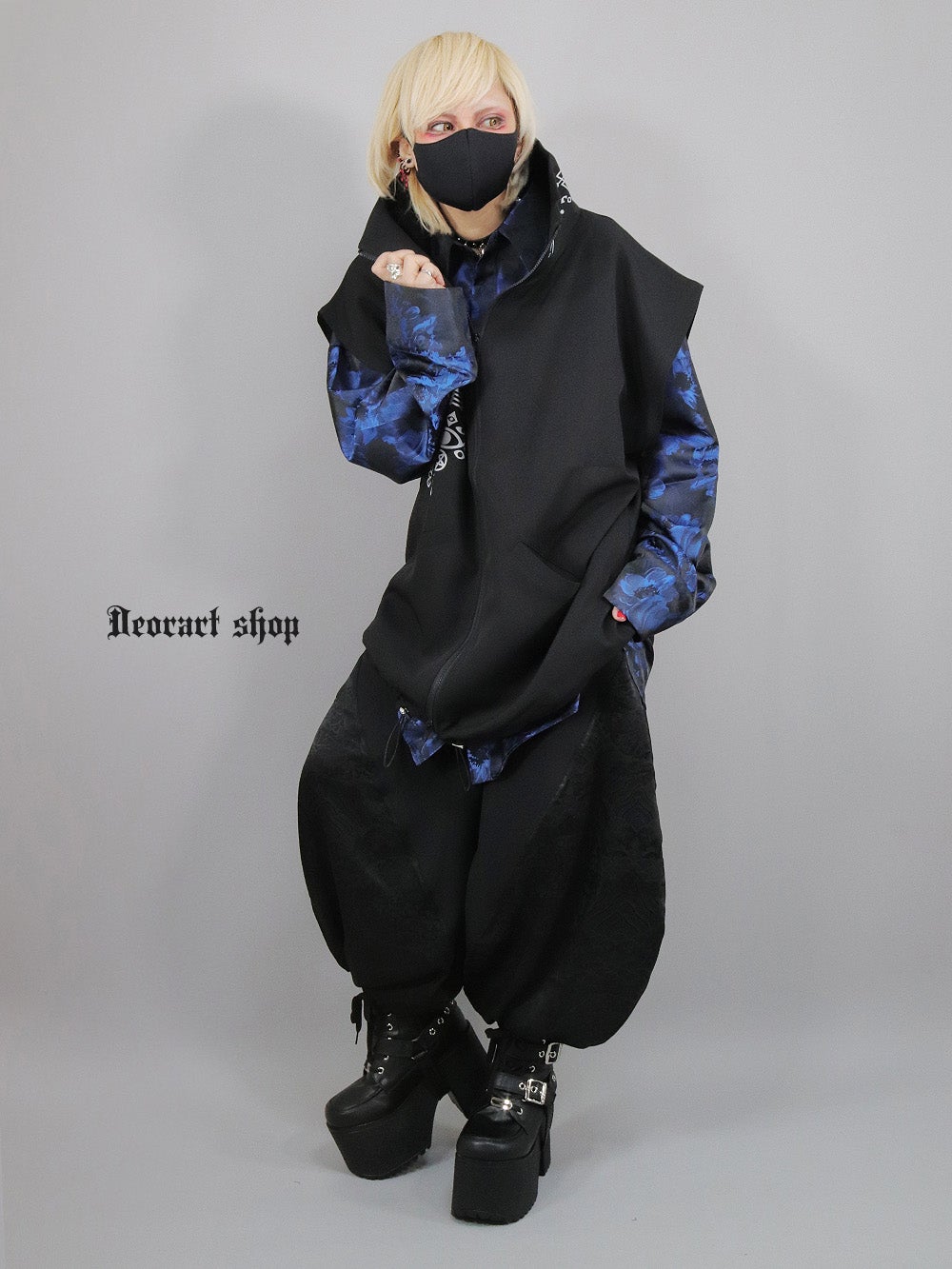 Deorart,ディオラート,地雷系,猫耳,ネコ,猫柄,サイバー,サイバーパンク,妖怪,和装,ホラー,着物,振袖,闇,漢字,原宿系,ジャージ,V系,emo,punk,rock,harajyuku,メンズ,レディース,オーバーサイズ,大きいサイズ,ゴシック,モード,ファッション,服,通販