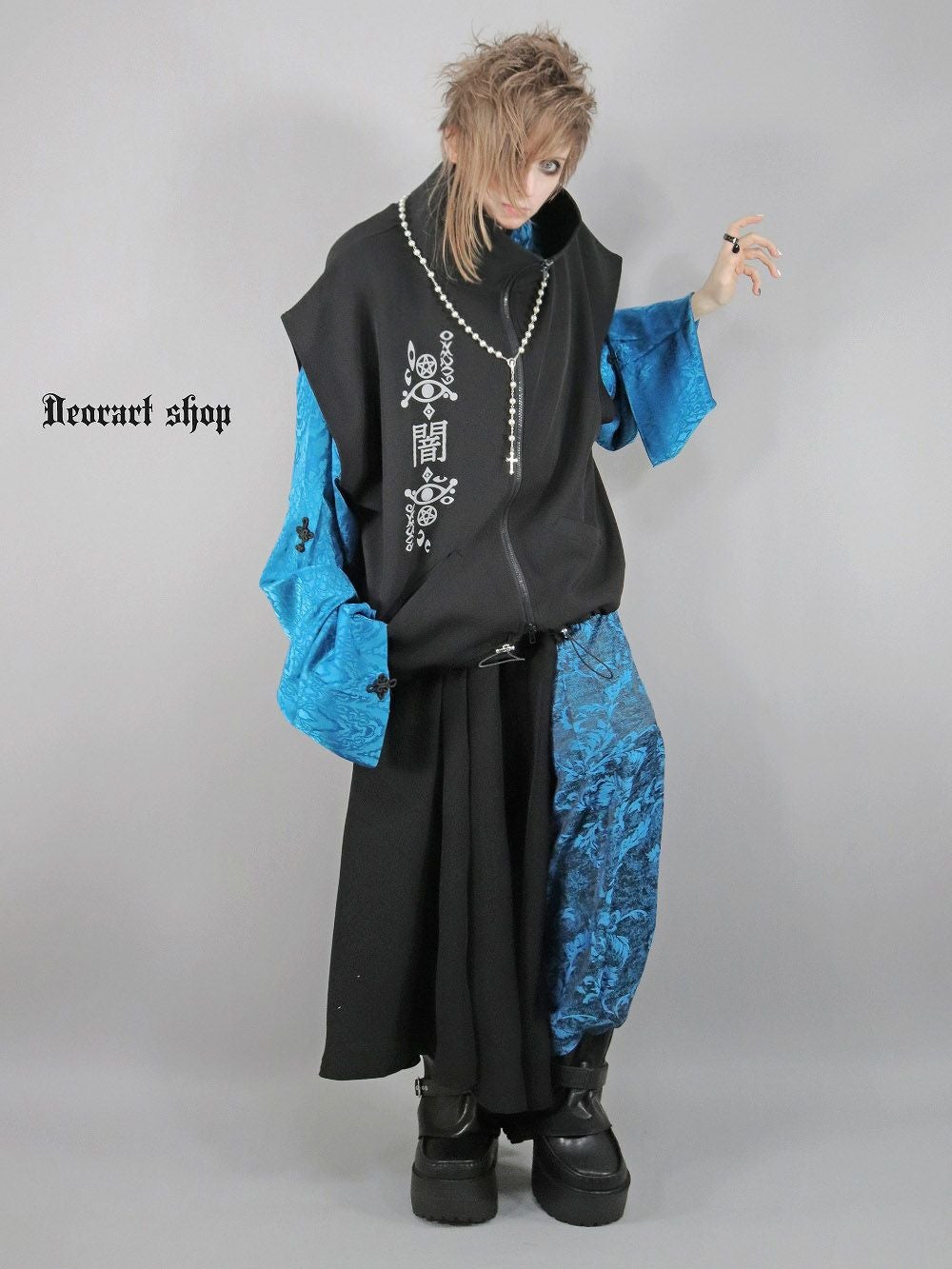 Deorart,ディオラート,地雷系,猫耳,ネコ,猫柄,サイバー,サイバーパンク,妖怪,和装,ホラー,着物,振袖,闇,漢字,原宿系,ジャージ,V系,emo,punk,rock,harajyuku,メンズ,レディース,オーバーサイズ,大きいサイズ,ゴシック,モード,ファッション,服,通販