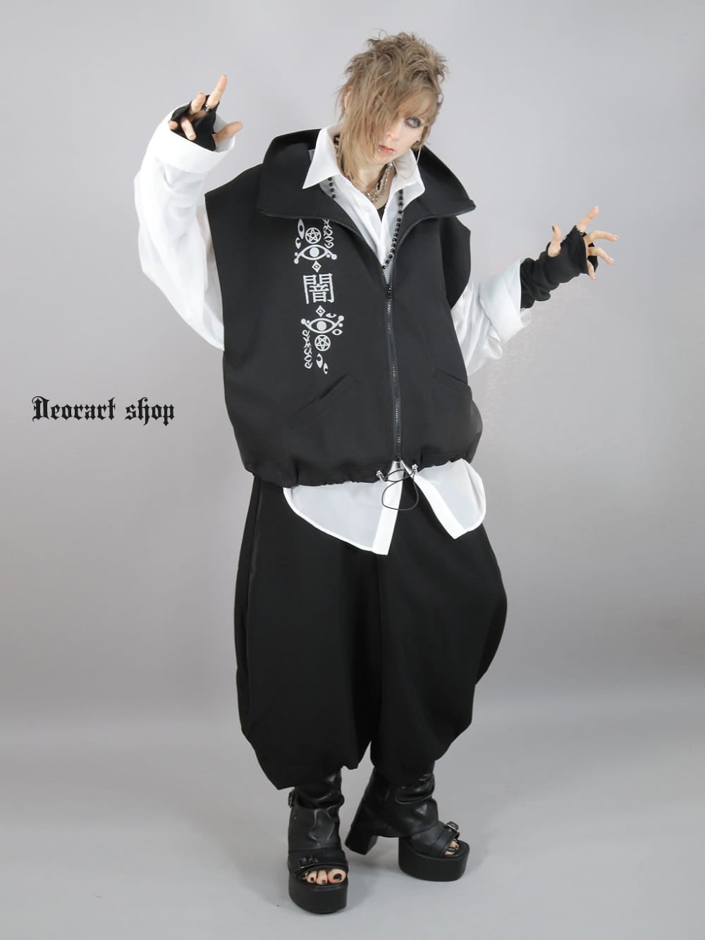 Deorart,ディオラート,地雷系,猫耳,ネコ,猫柄,サイバー,サイバーパンク,妖怪,和装,ホラー,着物,振袖,闇,漢字,原宿系,ジャージ,V系,emo,punk,rock,harajyuku,メンズ,レディース,オーバーサイズ,大きいサイズ,ゴシック,モード,ファッション,服,通販