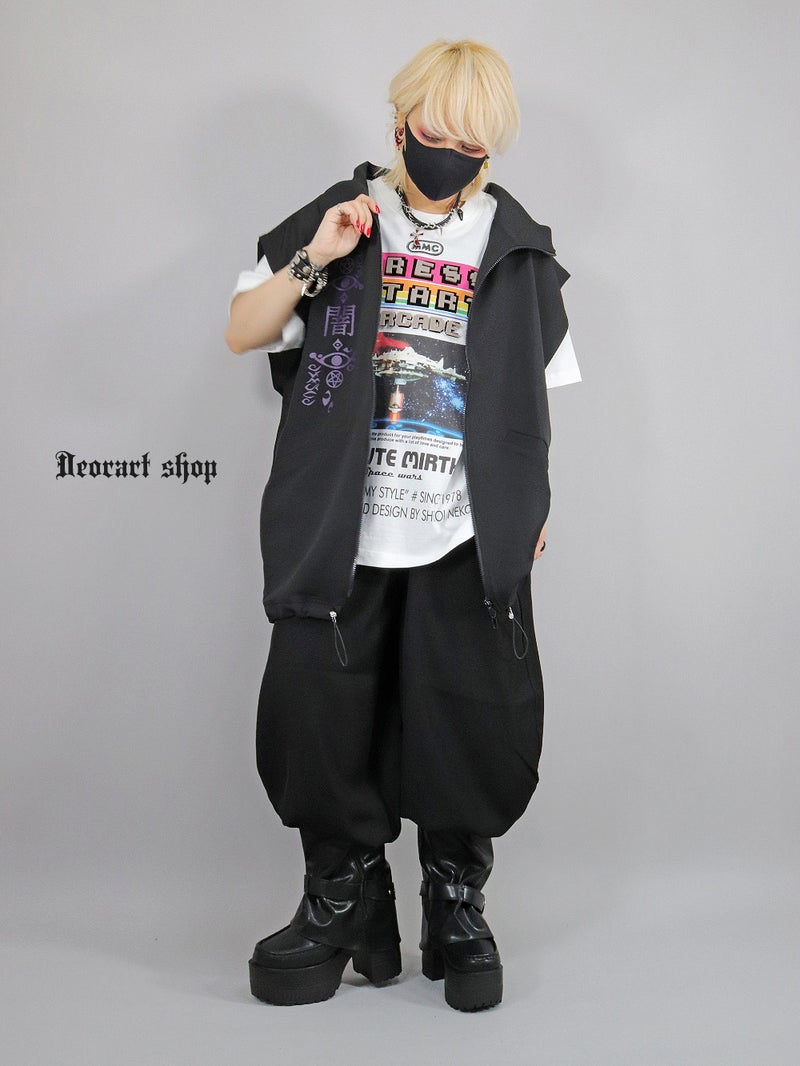 Deorart,ディオラート,地雷系,猫耳,ネコ,猫柄,サイバー,サイバーパンク,妖怪,和装,ホラー,着物,振袖,闇,漢字,原宿系,ジャージ,V系,emo,punk,rock,harajyuku,メンズ,レディース,オーバーサイズ,大きいサイズ,ゴシック,モード,ファッション,服,通販