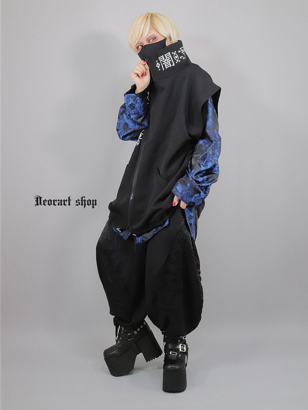 Deorart,ディオラート,地雷系,猫耳,ネコ,猫柄,サイバー,サイバーパンク,妖怪,和装,ホラー,着物,振袖,闇,漢字,原宿系,ジャージ,V系,emo,punk,rock,harajyuku,メンズ,レディース,オーバーサイズ,大きいサイズ,ゴシック,モード,ファッション,服,通販