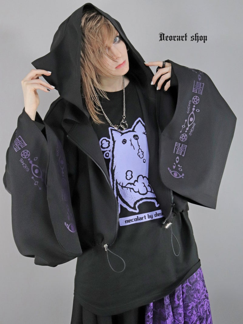 Deorart,ディオラート,地雷系,猫耳,ネコミミ,ケモミミ,パーカー,尻尾,猫柄,サイバー,サイバーパンク,妖怪,和装,ホラー,着物,振袖,闇,漢字,原宿系,ジャージ,V系,emo,punk,rock,harajyuku,メンズ,レディース,オーバーサイズ,大きいサイズ,ゴシック,モード,ファッション,服,通販