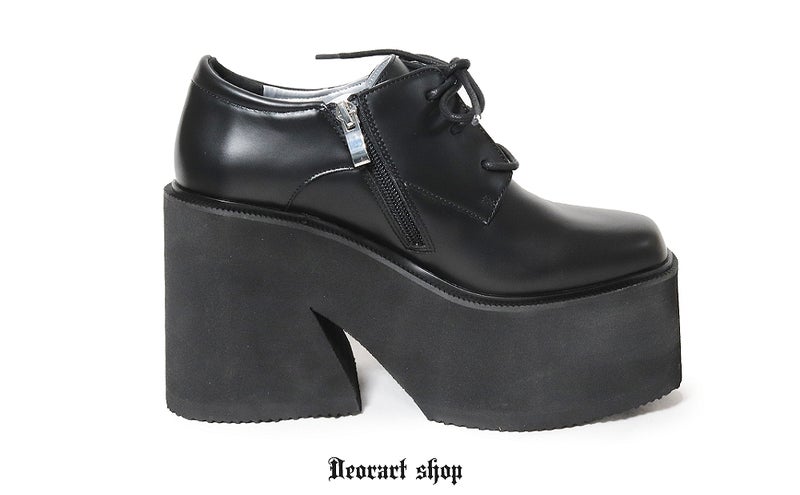Deorart,ディオラート,通販,黒,ブラック,ローファー,シューズ,厚底ブーツ,ショートブーツ,かっこいい,かわいい,レディース,ゴシックファッション,V系ファッション,地雷系女子,歩きやすい,疲れにくい