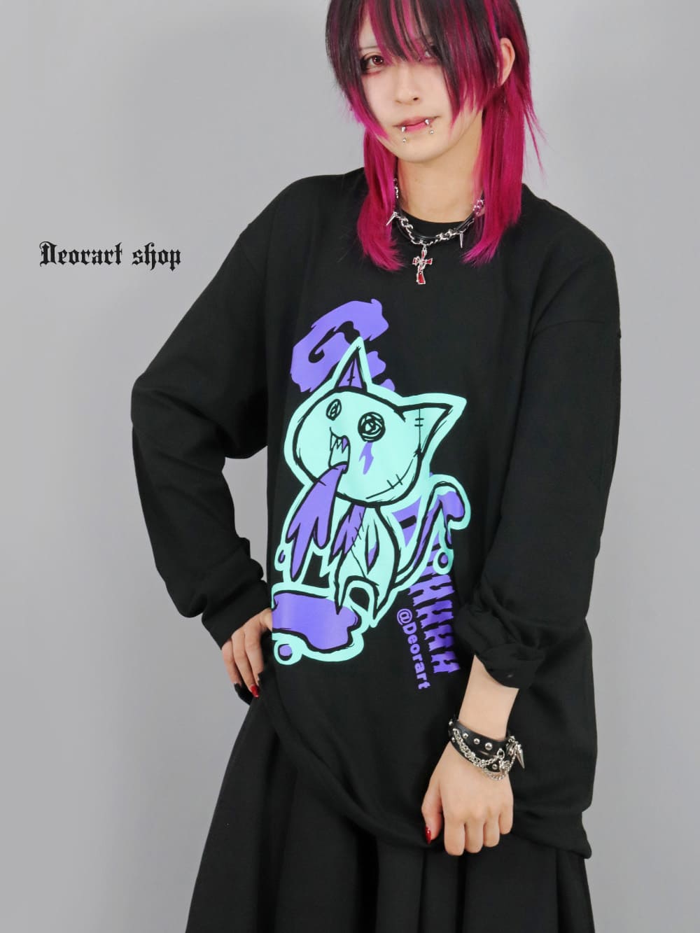 Deorart,ディオラート,通販,ゴシック,猫,キャラクター,Tシャツ,酒,病み,NECOLA,ネコラ,地雷系,オーバーサイズ,ビッグT,メンズ,レディス,通販,ファッション,サブカル,ブランド