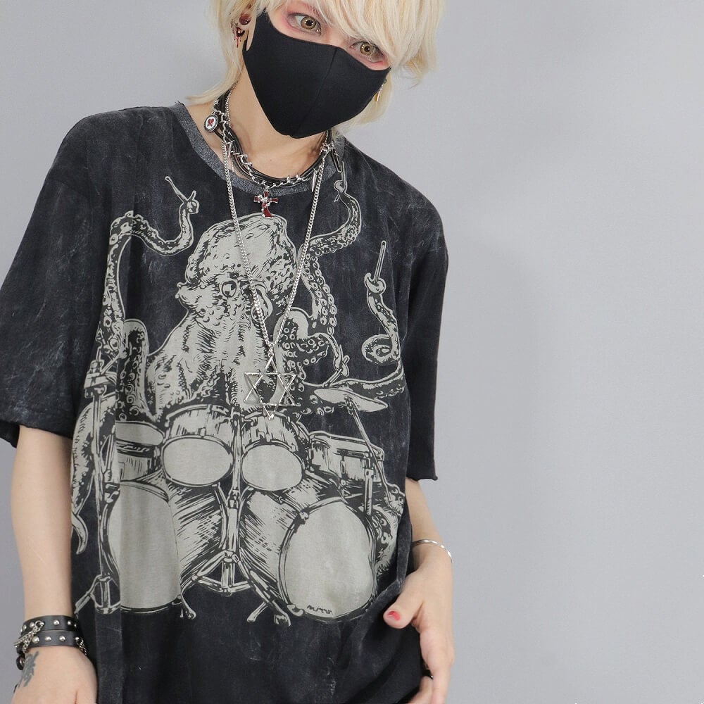 Deorart,ディオラート,通販,ファッション,Tシャツ,オーバーサイズ,ムラ染め,タイダイ,古着,ヴィンテージ,日本未発売,サイバーファッション,ゴス,ゴシック,クトゥルフ,クラーケン,悪魔,神話,平成レトロ,メンズ,レディス,emo,punk,cyber,japan,fashion,rock,harajyuku,