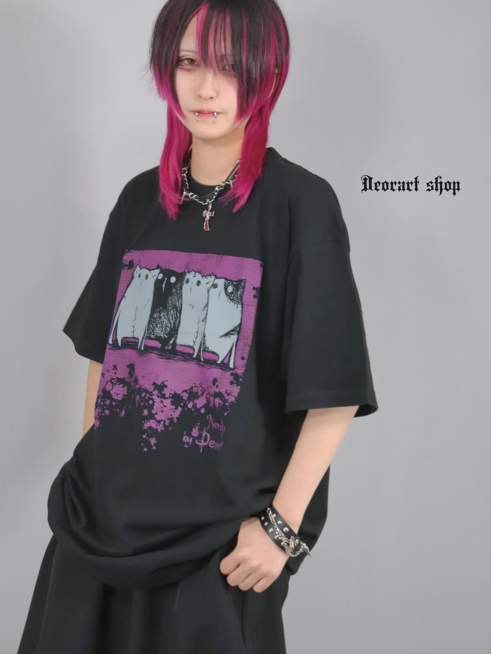 Deorart,ディオラート,通販,ゴシック,NECOLA,ネコラ,猫,キャラクター,ライブ,オカルト,Tシャツ,病み,メンヘラ,地雷系,オーバーサイズ,ビッグT,メンズ,レディス,通販,ファッション,サブカル,ブランド,emopunk,emo,fashion,KANJI,KAWAII,Vkei