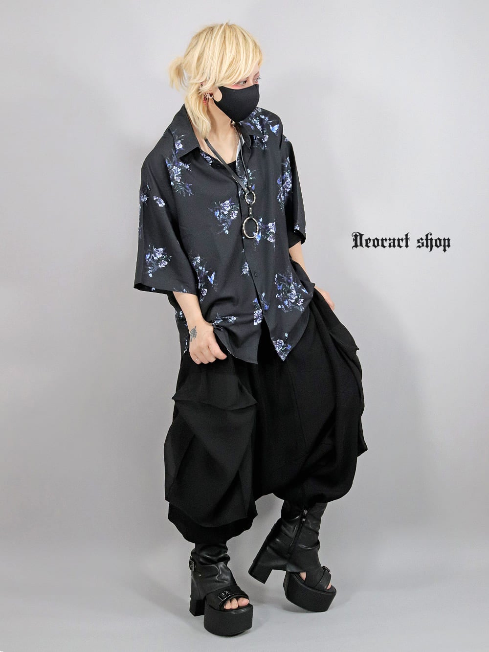 Deorart,ディオラート,薔薇,蝶,ローズ,モード,個性派,総柄シャツ,V系シャツ,パーティ,ドレスアップ,オーバーサイズ,メンズ,レディス,おしゃれ,カッコイイ,地雷系,ホスト,ライブ衣装,通販