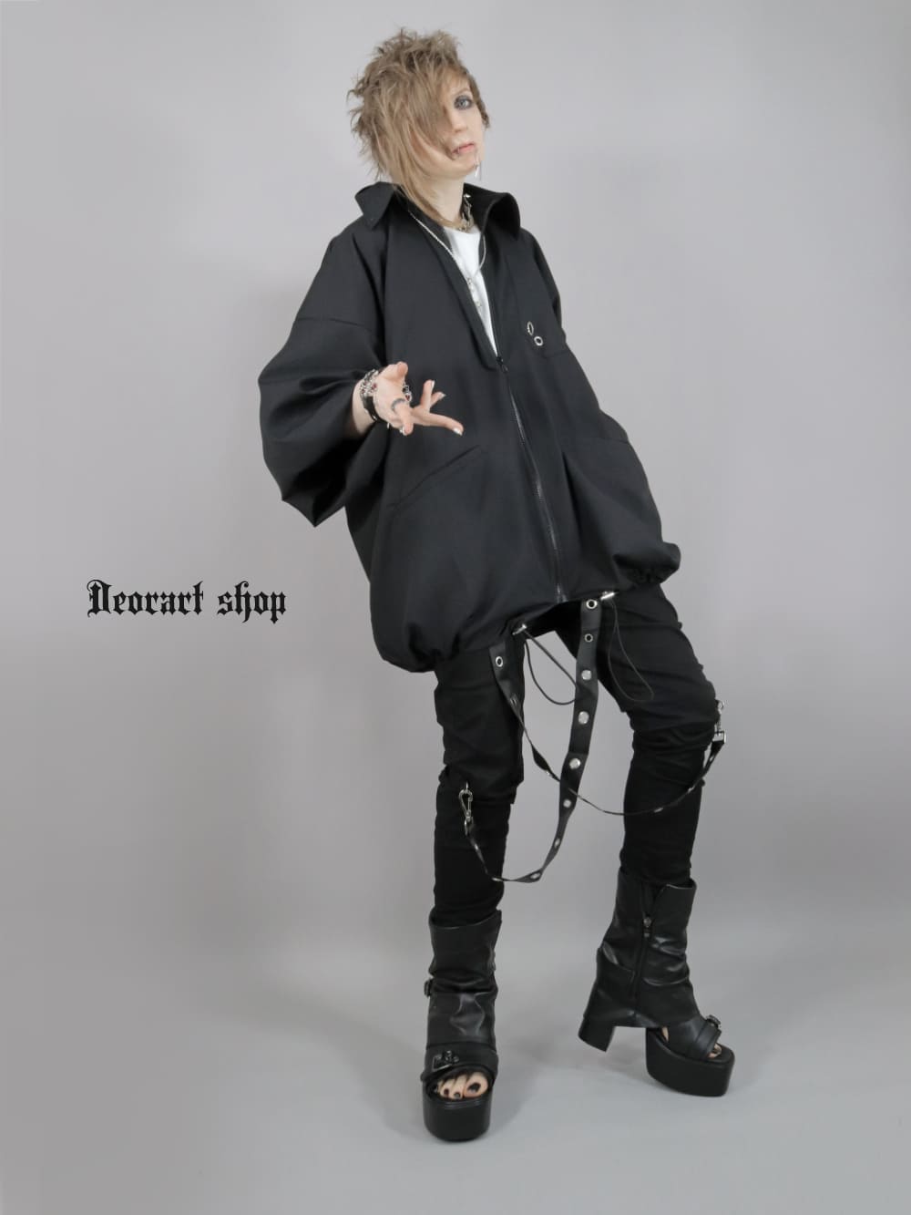 Deorart,ディオラート,モード,ゴシック,ファッション,オーバーサイズ,シャツジャケット,薄手,UV対策,ライトアウター,V系,ヴィジュアル系,ホスト,バンド,シャツ,大人,ライブ,地雷系,衣装,メンズ,レディス,通販,Vkei,anime,goth,emo,fashion,japan,Jrock