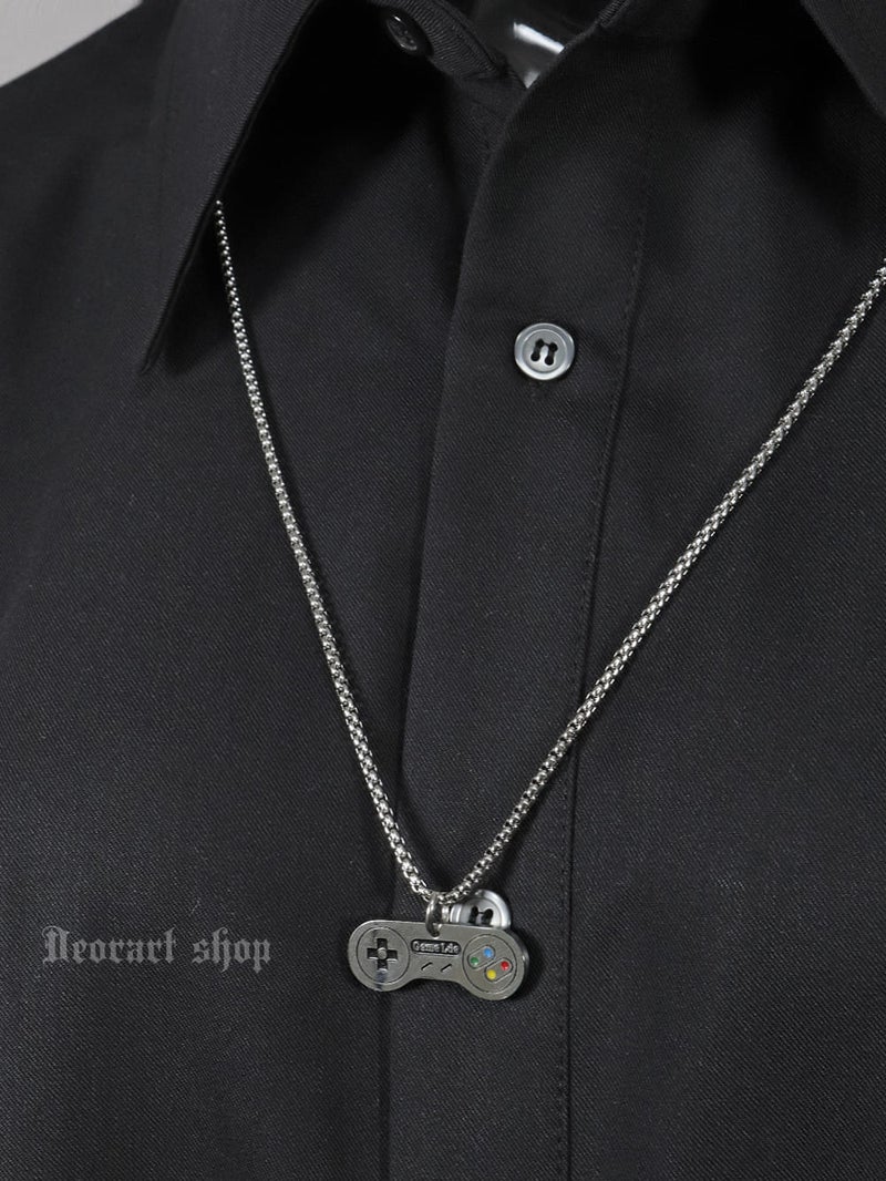 Deorart,ディオラート,シルバー,ネックレス,ゲーム,コントローラー,レトロ,地雷系,Y2K,ゴシック,GOTH,ホラー,オカルト,メンズ,レディス,ユニセックス