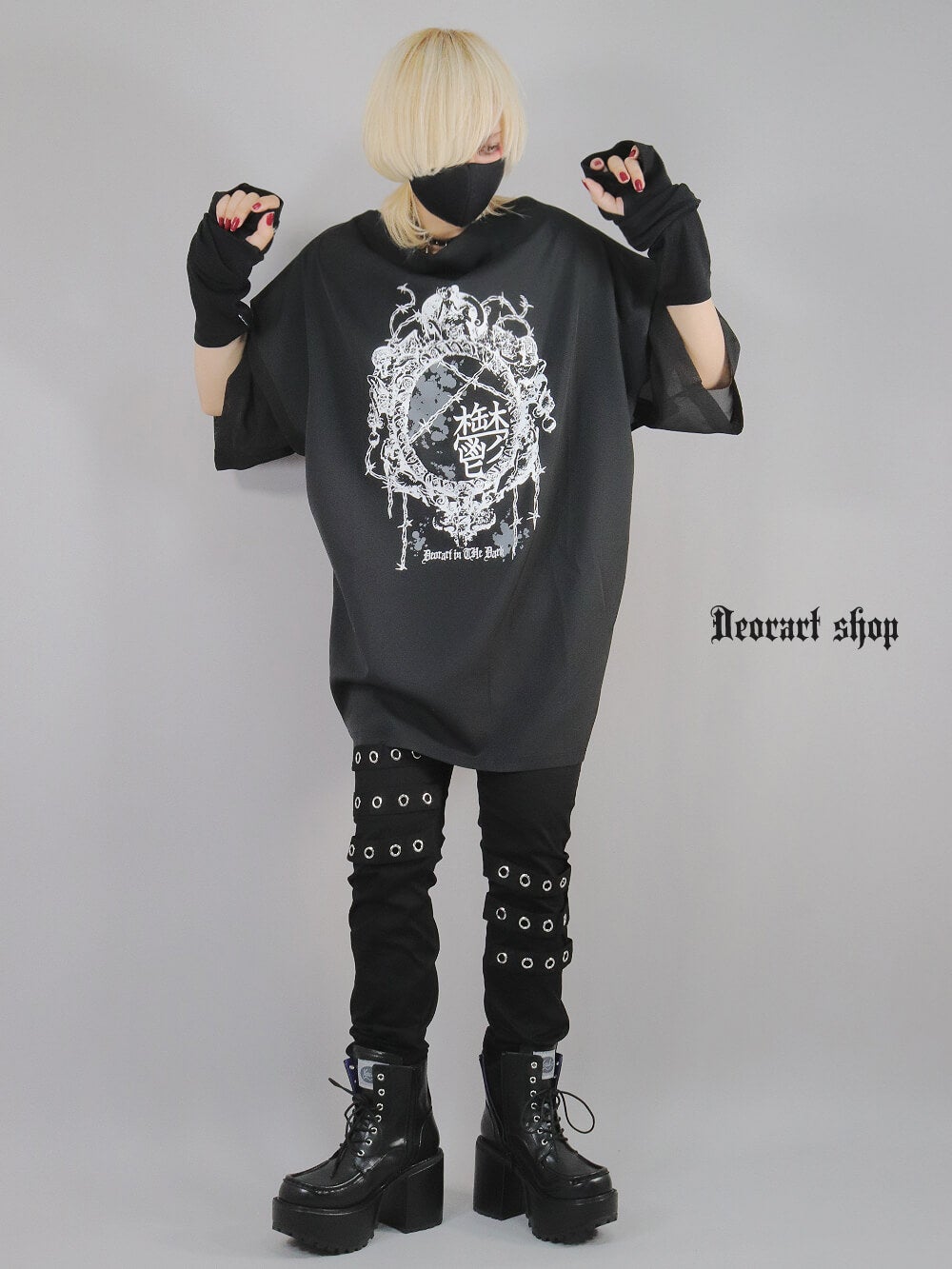 Deorart,ディオラート,通販,地雷系,原宿系,鬱,漢字T,メッセージT,ホラー,ファッション,Tシャツ,オーバーサイズ,BIGサイズ,ゴス,ゴシック,メンズ,レディス,V系,goth,emo,punk,cyber,kanji,japan,fashion,rock,harajyuku,大きいサイズ,モード,服