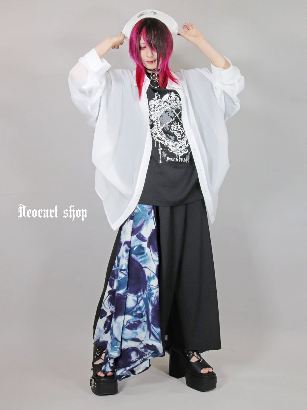 Deorart,ディオラート,通販,地雷系,原宿系,鬱,漢字T,メッセージT,ホラー,ファッション,Tシャツ,オーバーサイズ,BIGサイズ,ゴス,ゴシック,メンズ,レディス,V系,goth,emo,punk,cyber,kanji,japan,fashion,rock,harajyuku,大きいサイズ,モード,服