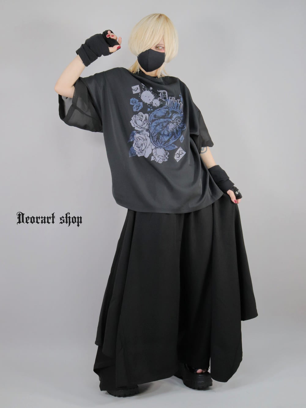 Deorart,ディオラート,通販,地雷系,原宿系,薔薇,バラ,心臓,ホラー,ファッション,Tシャツ,オーバーサイズ,BIGサイズ,ゴス,ゴシック,メンズ,レディス,Vgoth,emo,punk,cyber,japan,fashion,rock,harajyuku,大きいサイズ,モード,服